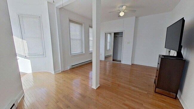 Building Photo - 1234-40 Rising Sun Ave