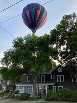 Building Photo - 204 Cherry St W