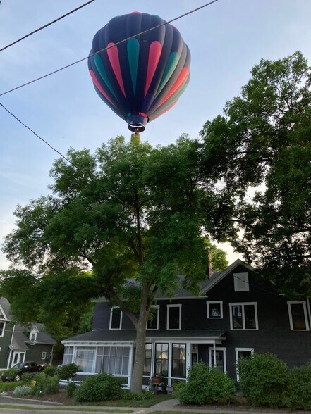 Primary Photo - 204 Cherry St W