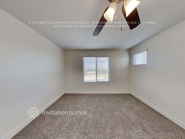 Building Photo - 2105 N 211th Dr