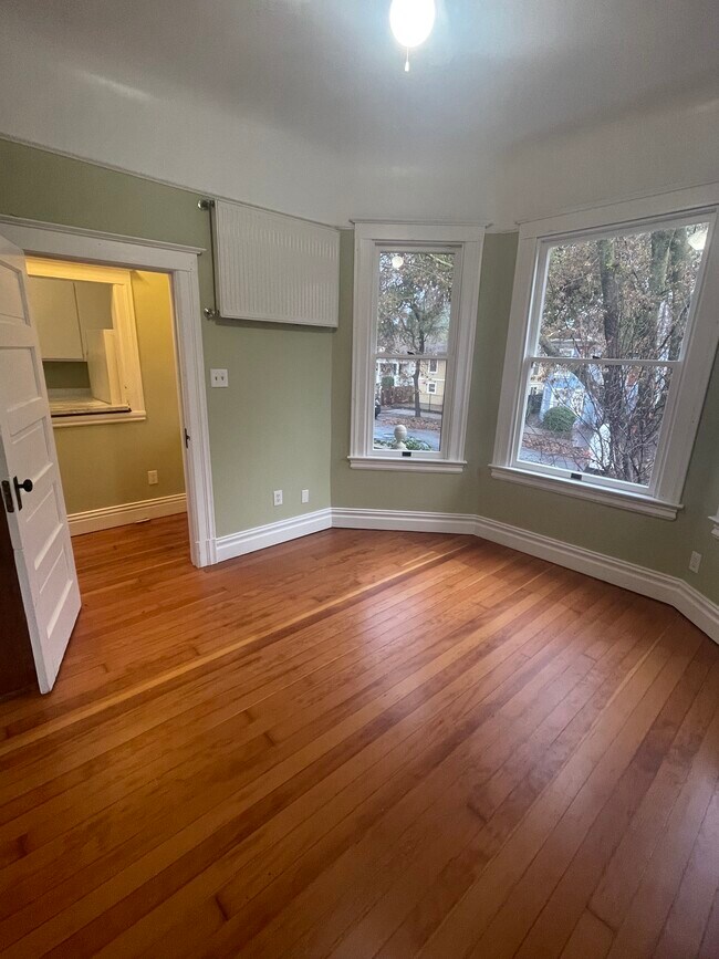 Building Photo - 326 U St