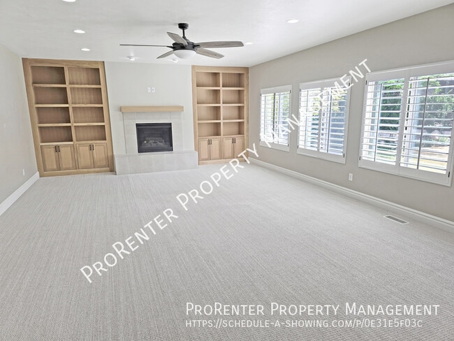 Building Photo - 843 Eaglepointe Dr