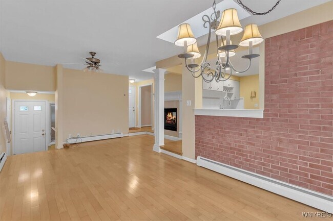 Building Photo - 116 Segsbury Rd