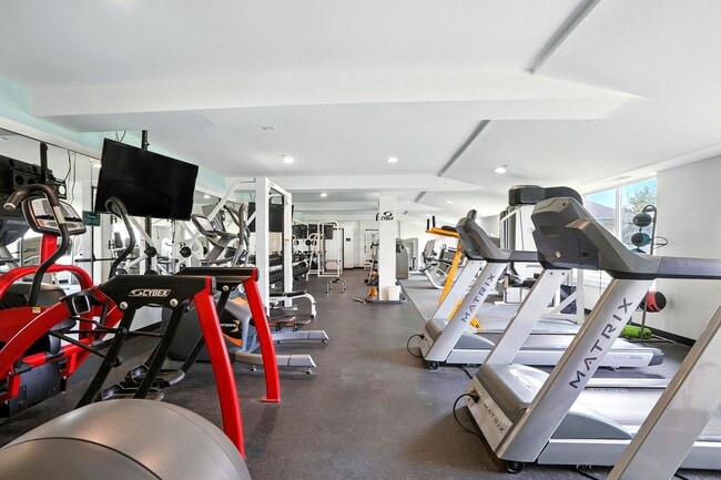 Building Photo - 13-13 Redtail Ct