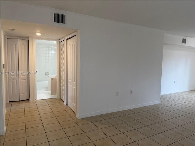 Building Photo - 2199 NW 77th Way