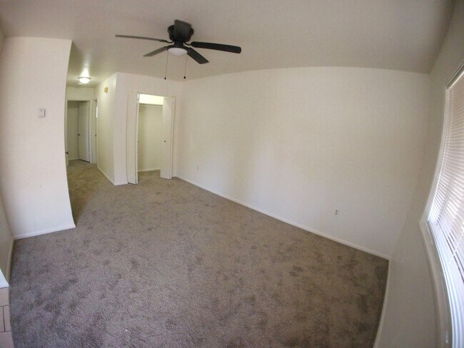 Building Photo - (596) 2905 N. Third Street Unit #1
