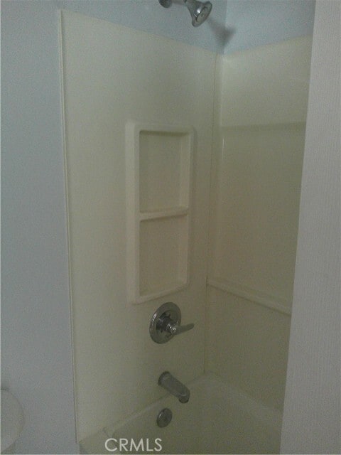 Building Photo - 5237 Bushnell Ave