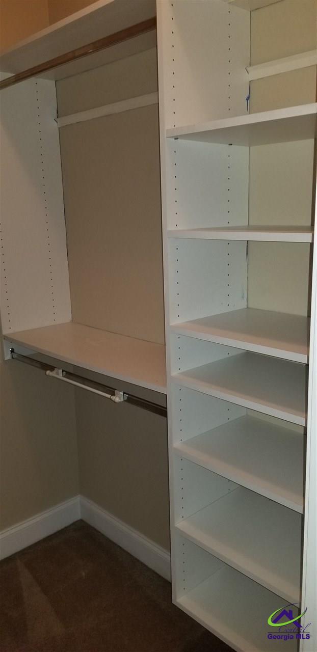 Building Photo - 209 Sedgebrooke Dr