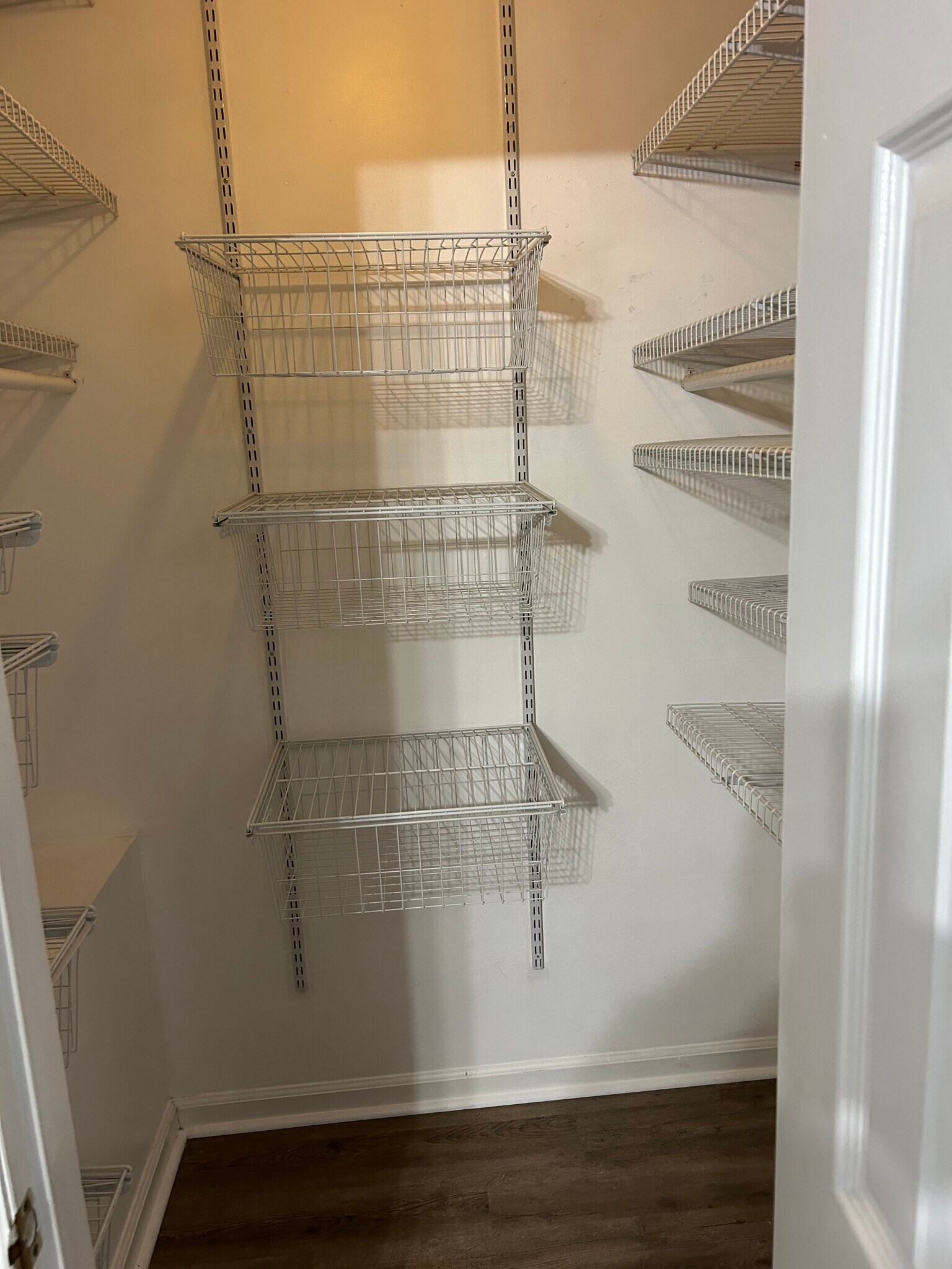 Building Photo - 308 Rose Dr