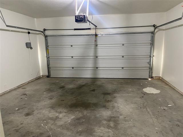 Building Photo - 3120 Burwood Ln