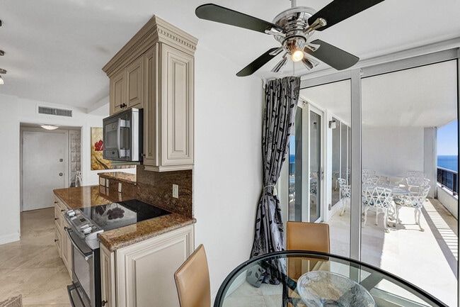 Building Photo - 4280 Galt Ocean Dr