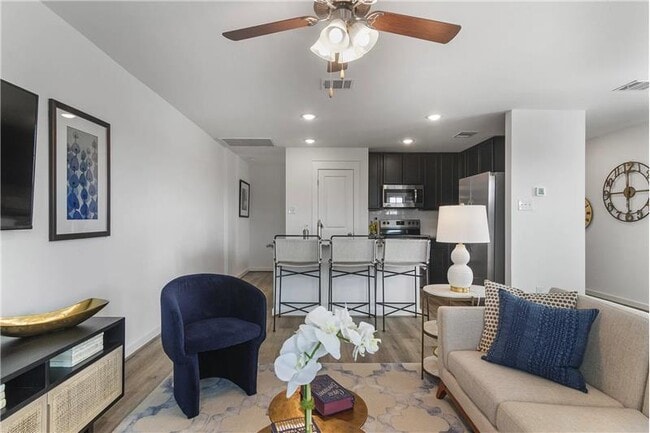 Building Photo - 151 Harvest Meadows Rd