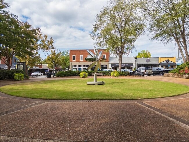 Building Photo - 187 Thomas Cir