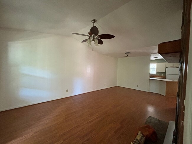 Building Photo - 6792 Willowbrook Dr