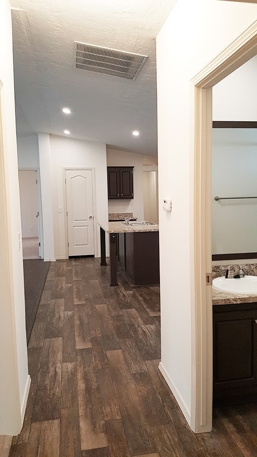 Building Photo - 1290 San Miguel St