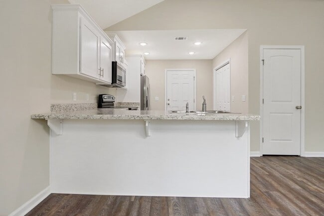 Building Photo - 3bd 2ba HOME FOR RENT!