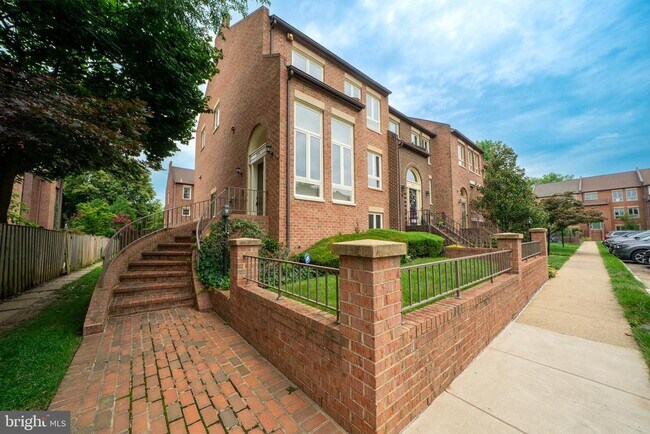 Building Photo - 10168 Turnberry Pl