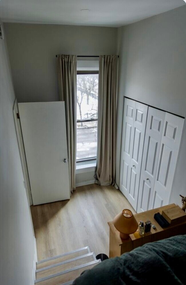 Building Photo - 750 S Oakley Blvd