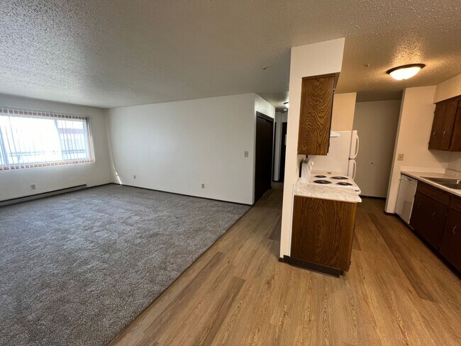 Building Photo - Copper Point Apartments