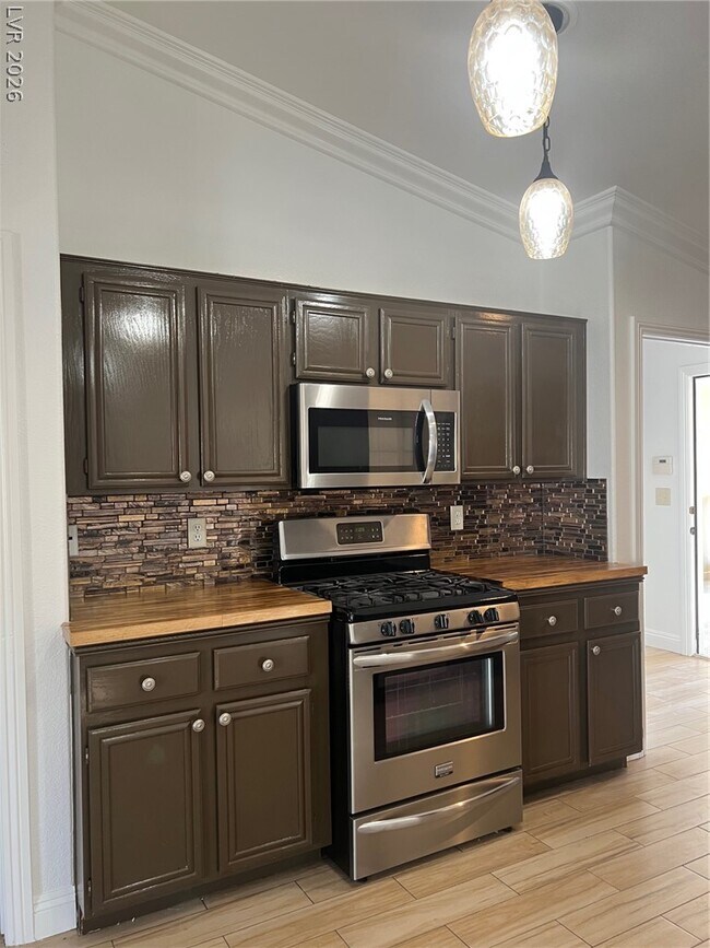 Building Photo - 5412 Lavender Ct