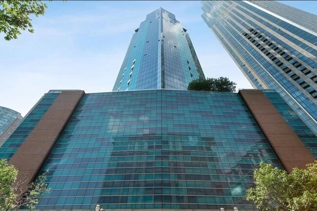 Building Photo - 77 Hudson St