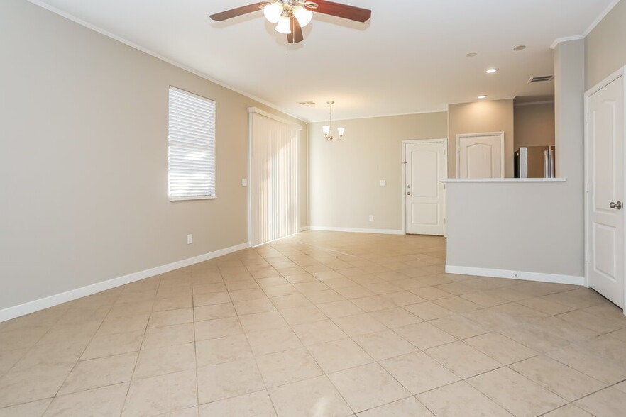 Building Photo - 10728 Cape Shore Ave