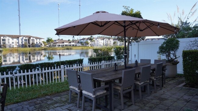 Building Photo - 549 NW 204th St