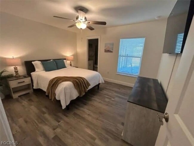 Building Photo - 3462 NE 10th Pl