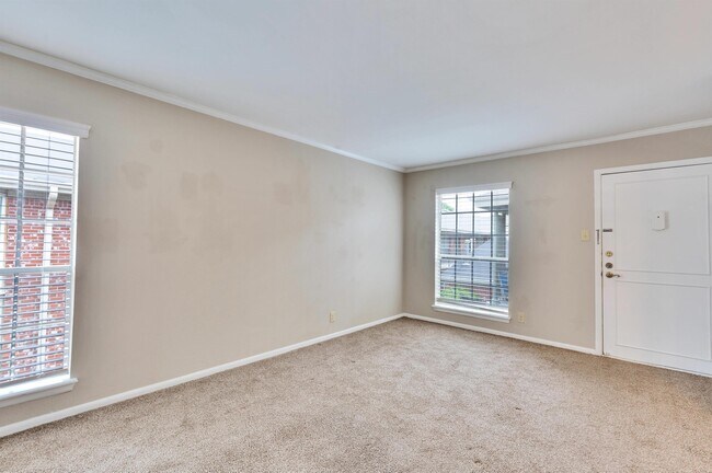 Building Photo - 7920 Rockwood Ln