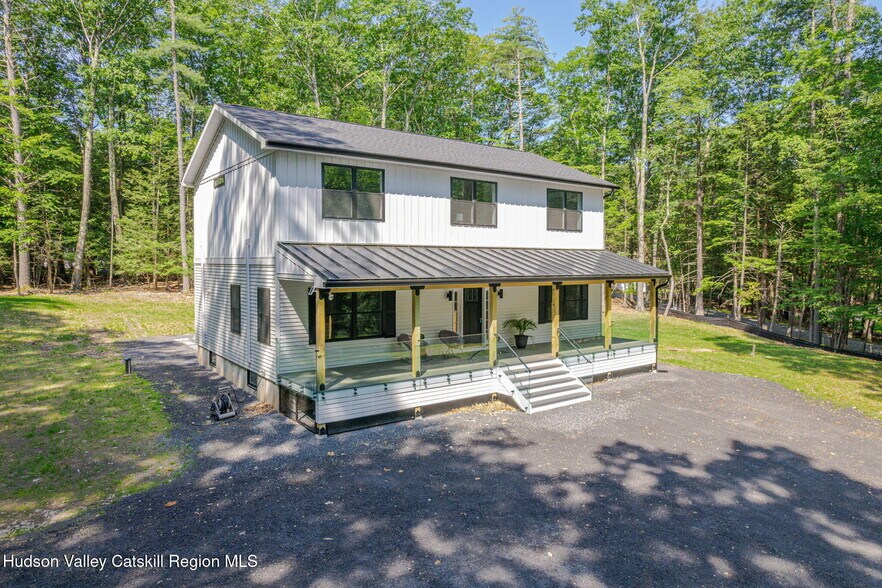 Building Photo - 32 Maurizi Ln