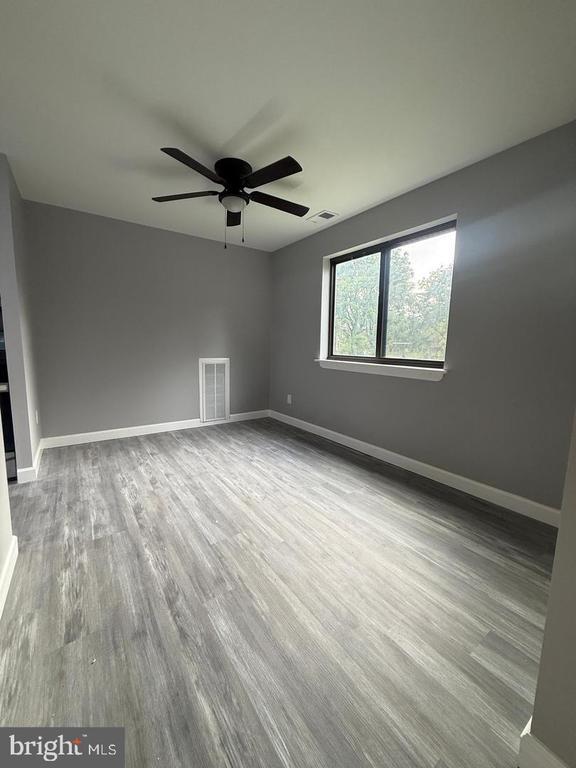 Building Photo - 6029 Majors Ln
