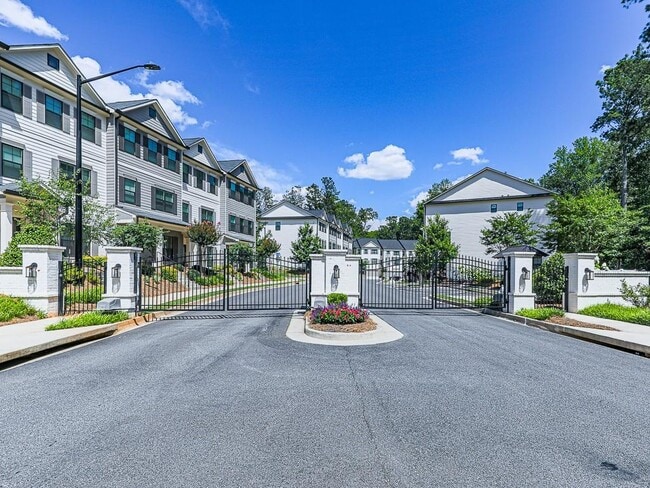 Building Photo - 419 Stovall Pl