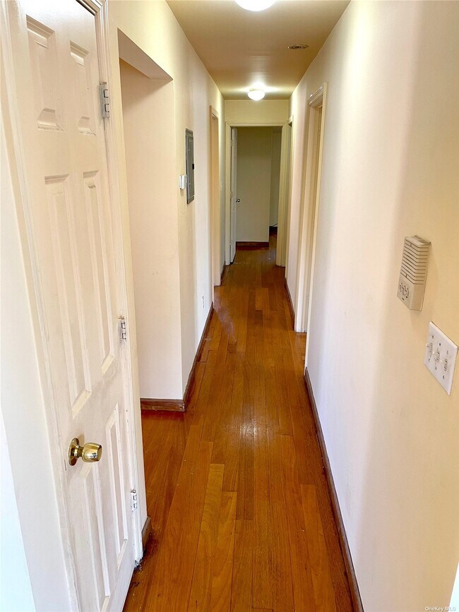 Building Photo - 104-17 220th St