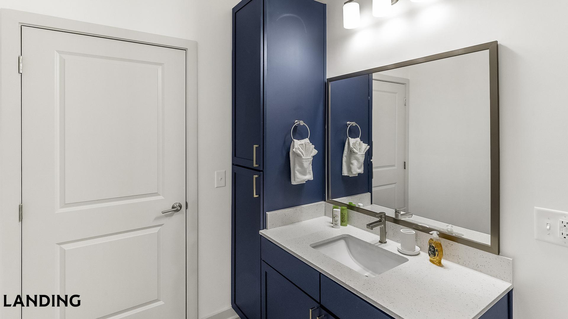 Building Photo - 2900 4th Ave NW