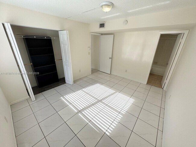 Building Photo - 14861 SW 104th St