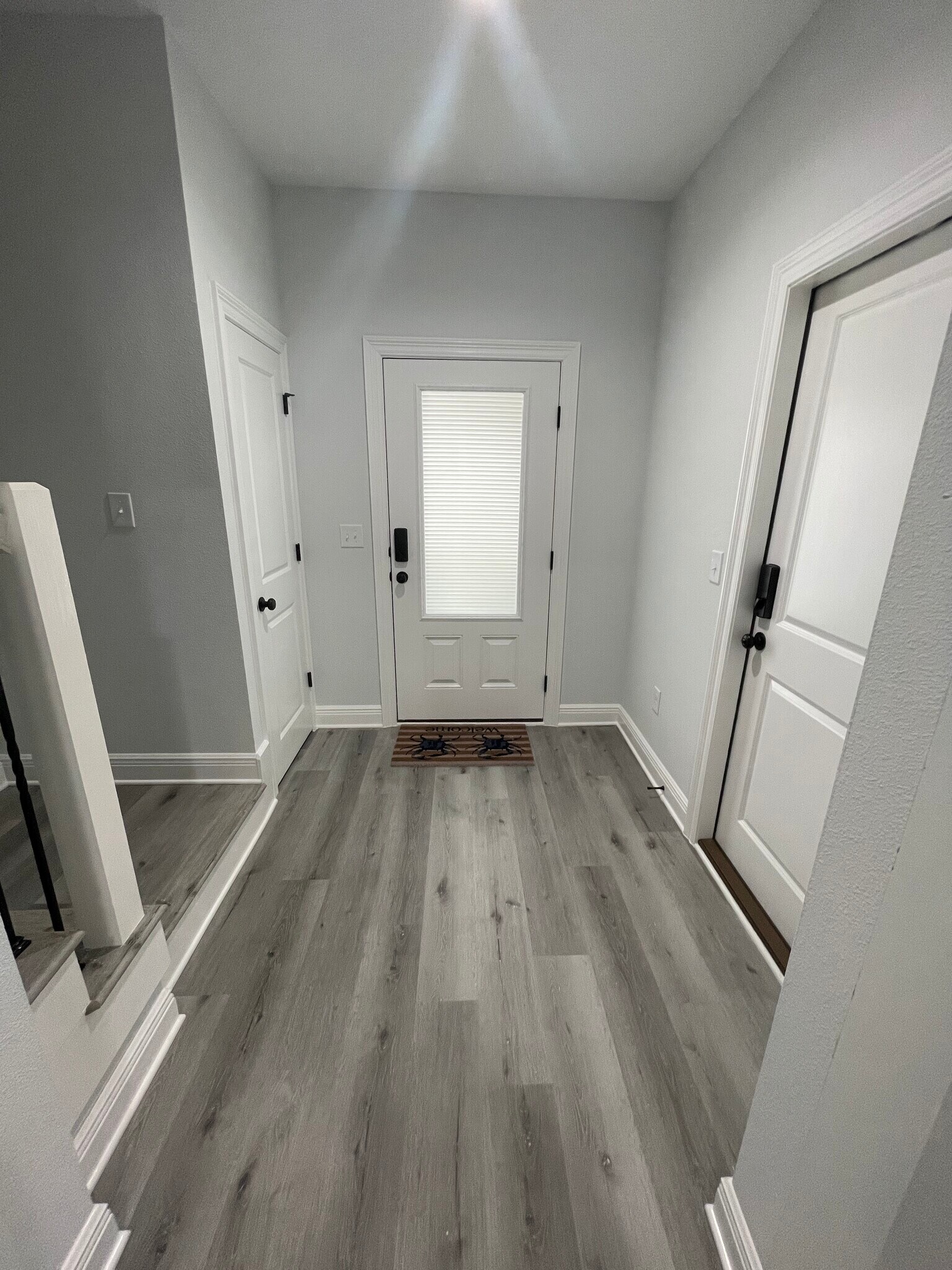 Building Photo - 1703 Sound Haven Ct