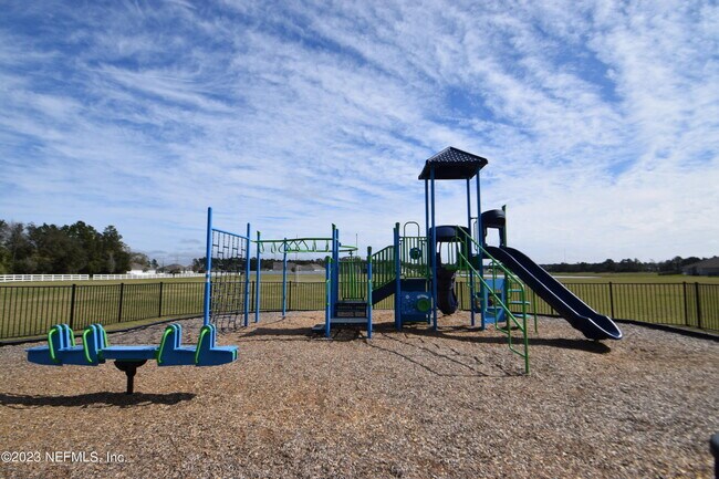 Building Photo - 3620 Sunfish Dr
