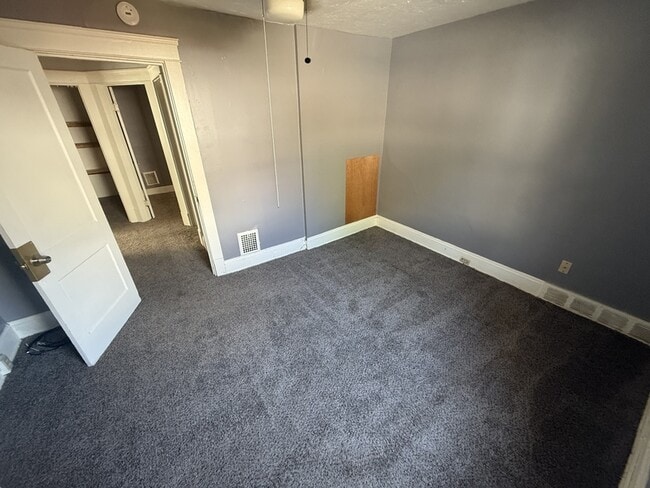 Building Photo - 3524 Bosworth Rd