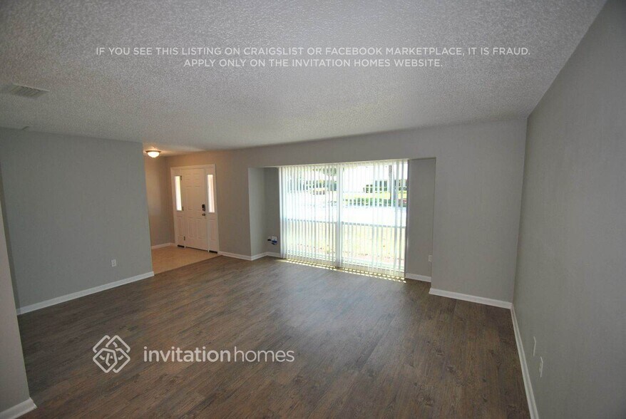 Building Photo - 800 Sweetwater Bay Ct