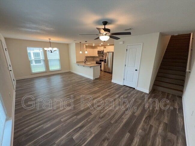 Building Photo - 4417 Village Oak Ln