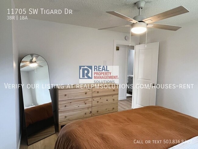 Building Photo - 11705 SW Tigard St