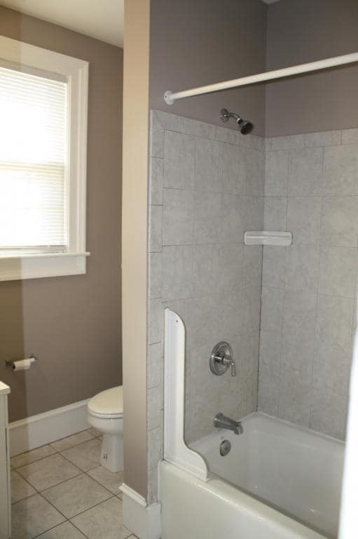 Building Photo - 935 Ashley Ave