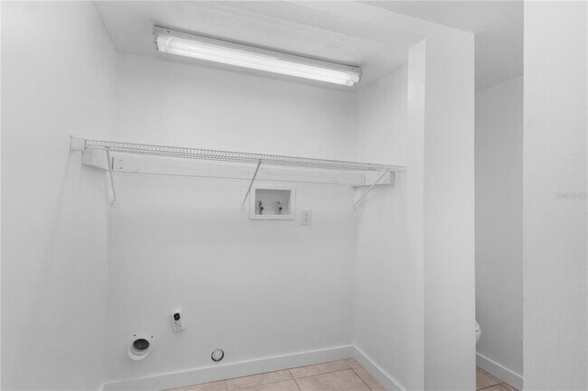 Building Photo - 401 Terrace Ct