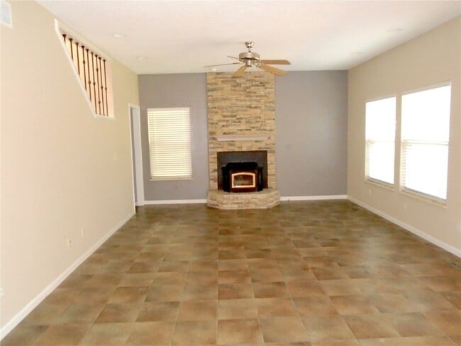Building Photo - 1109 Peachtree Ct