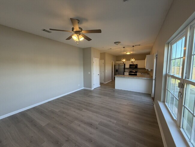 Building Photo - Home for Rent