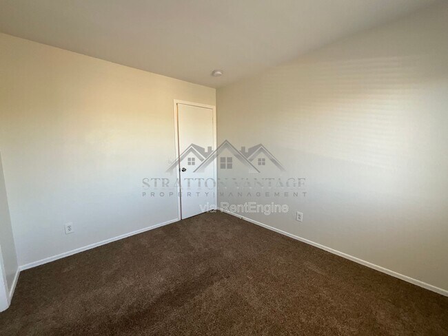 Building Photo - 12405 W Scotts Dr