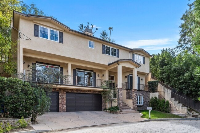 Building Photo - 4630 Esparto St