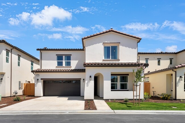 Building Photo - 137 N Un St