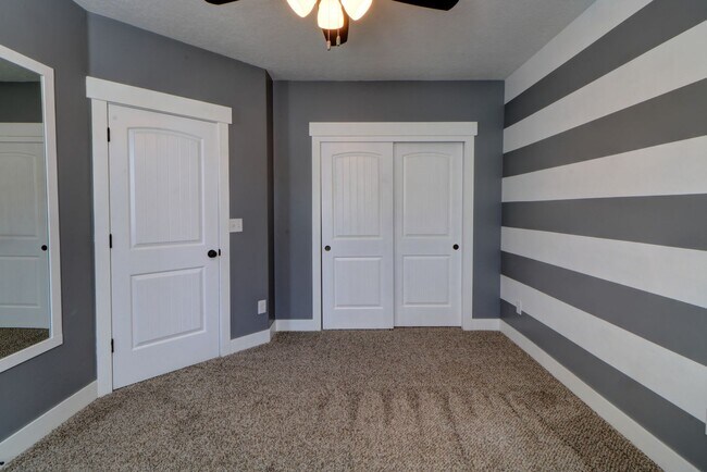 Building Photo - Single Family Lehi Home