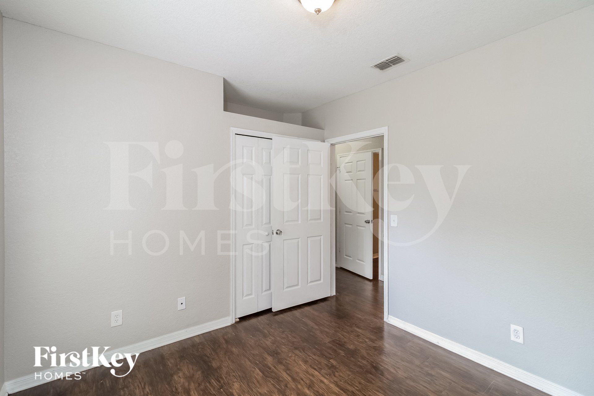 Building Photo - 3332 Rogue St